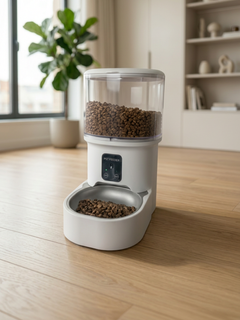 Automatic Food Dispenser
